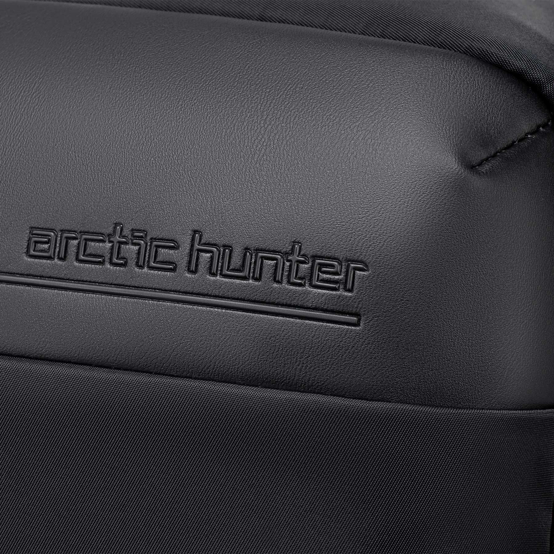 Maletin Arctic Hunter GWB00849